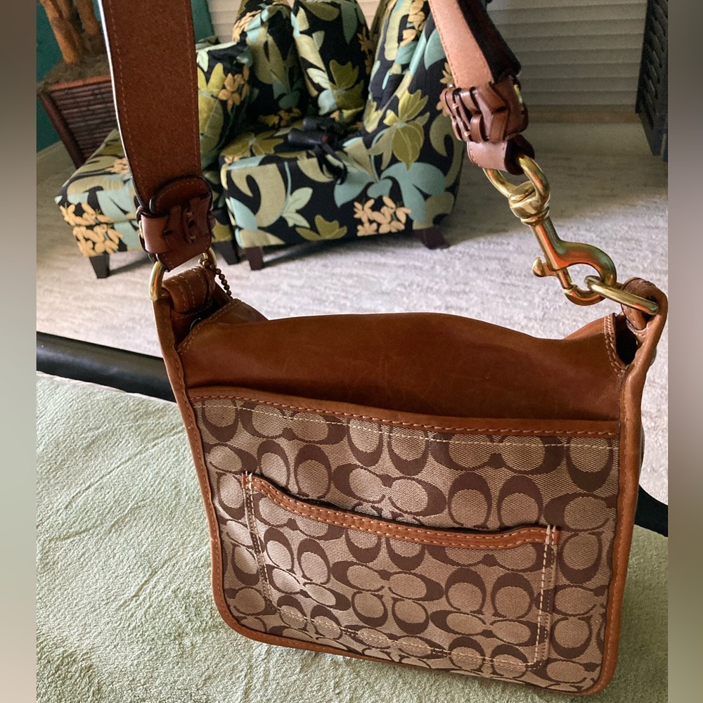 Authentic Coach Purse - Picture 3 of 16